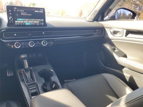 Certified 2024 Honda Civic Sport Touring image 11