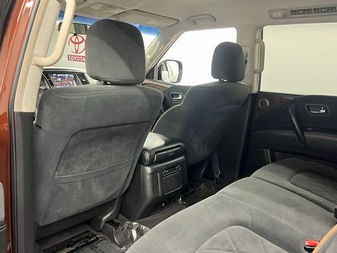 Used 2017 Nissan Armada SV image 8