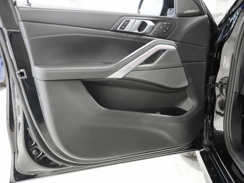 Used 2020 BMW X6 M50i w/ Executive Package AWD/4WD image 31