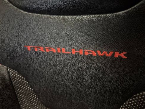 Used 2021 Jeep Compass Trailhawk AWD/4WD image 30