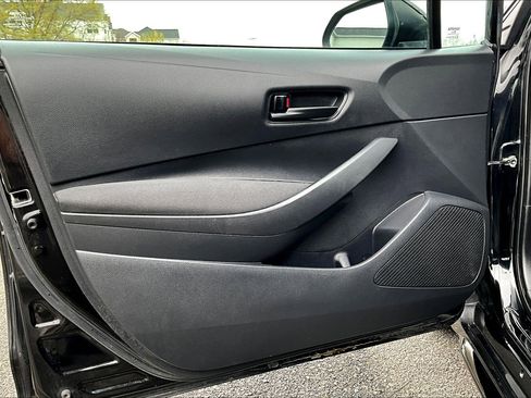 Used 2023 Toyota Corolla LE image 21