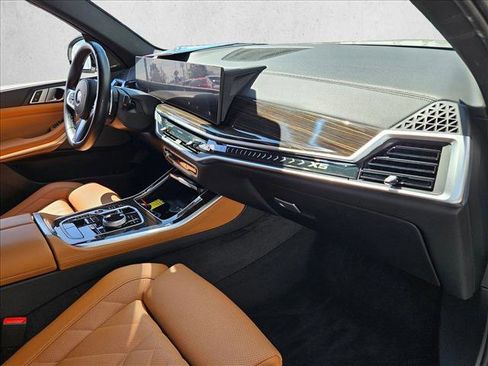 Used 2024 BMW X5 sDrive40i w/ Executive Package RWD image 21
