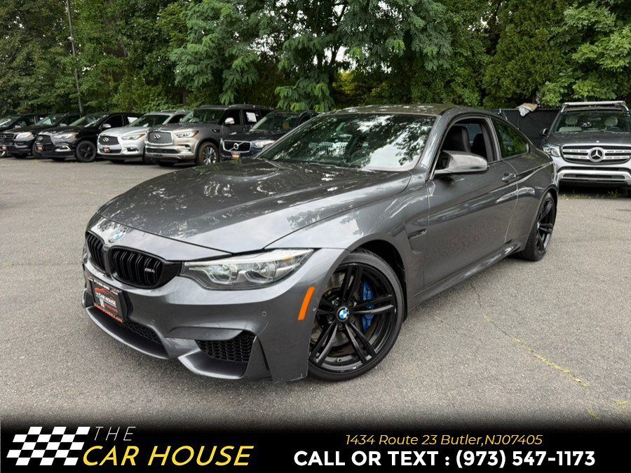 Used 2018 BMW M4 Coupe RWD image 1