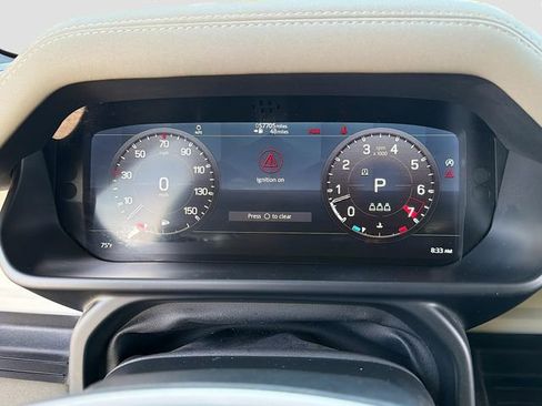 Used 2021 Land Rover Defender 110 SE image 39