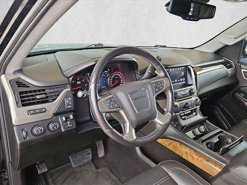 Used 2016 GMC Yukon XL Denali w/ Open Road Package AWD/4WD image 10