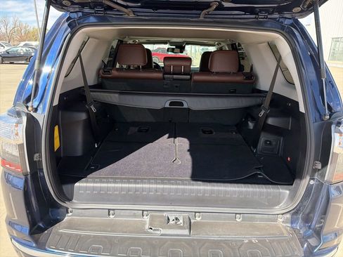Used 2022 Toyota 4Runner Limited image 7