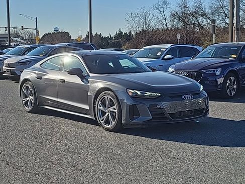 Used 2022 Audi e-tron GT Premium Plus image 1