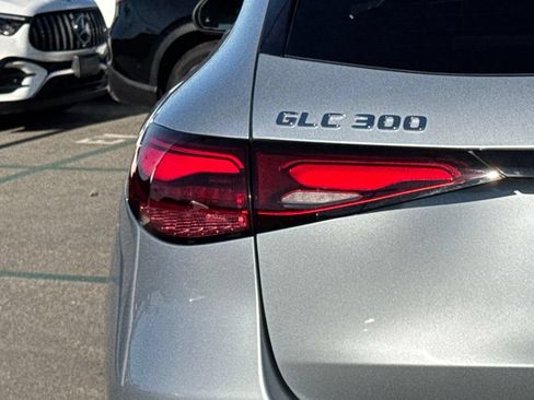 Used 2023 Mercedes-Benz GLC 300 image 14