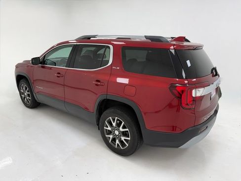 Used 2021 GMC Acadia SLE w/ Driver Convenience Package FWD image 17