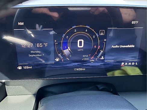 Used 2025 Chevrolet Traverse LT w/ Driver Confidence Package FWD image 20