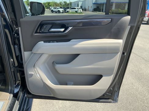 Used 2026 GMC Yukon XL Elevation w/ Elevation Premium Package AWD/4WD image 59