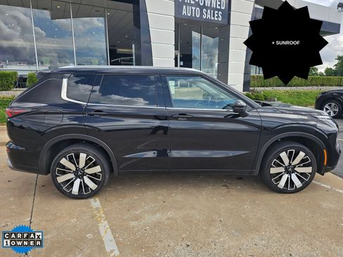 Used 2025 Mitsubishi Outlander SEL AWD/4WD image 2