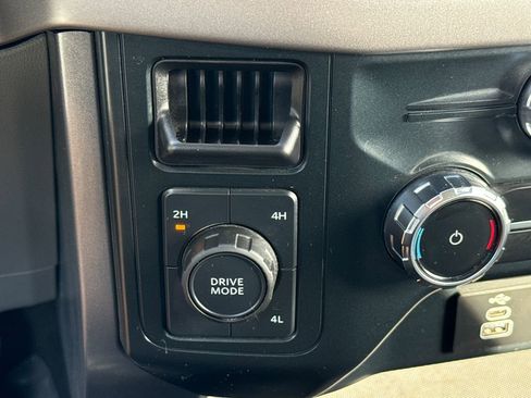 Used 2025 Ford F150 XLT w/ Equipment Group 301A Standard image 23