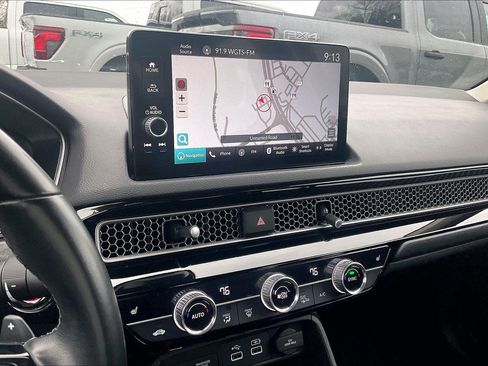 Used 2023 Honda Civic Touring image 6