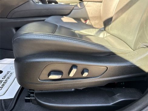 Used 2021 Cadillac XT6 Sport image 14