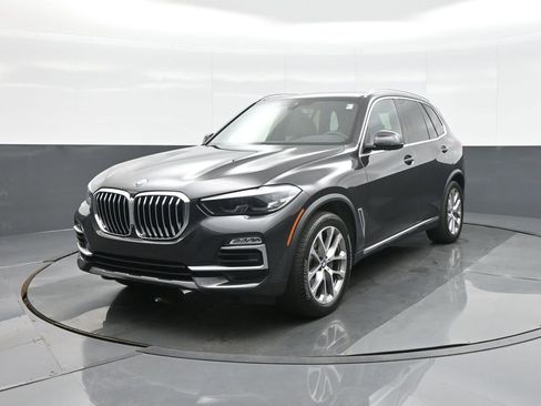 Used 2019 BMW X5 xDrive40i w/ Premium Package 2 image 3