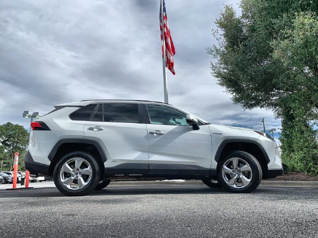 Used 2021 Toyota RAV4 Limited w/ Limited Grade Weather Package AWD/4WD image 9