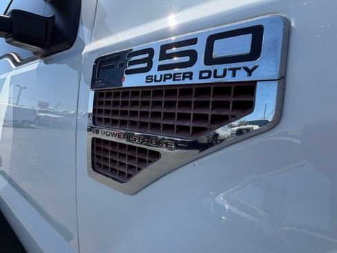 Used 2010 Ford F350 XL image 20