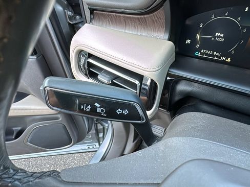 Used 2021 Lincoln Nautilus Reserve AWD/4WD image 19