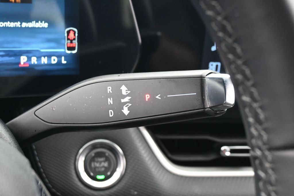 Used 2026 Chevrolet Equinox LT FWD image 27