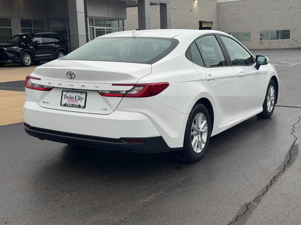 Certified 2025 Toyota Camry LE FWD image 3