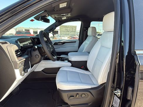 New 2025 Chevrolet Tahoe Premier image 11