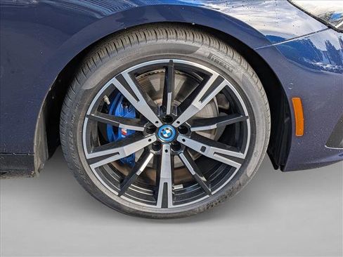 Used 2024 BMW i5 M60 w/ Premium Package image 25