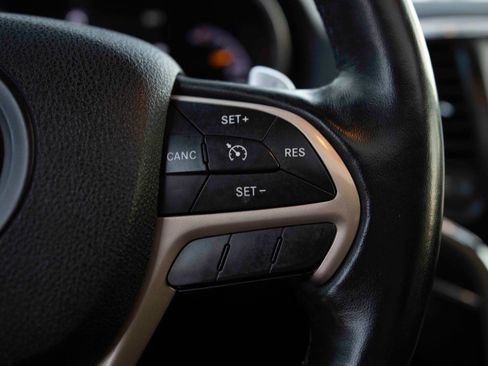 Used 2015 Jeep Grand Cherokee Limited image 7