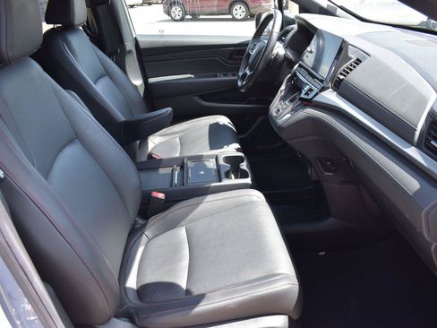 Used 2025 Honda Odyssey Sport-L image 14