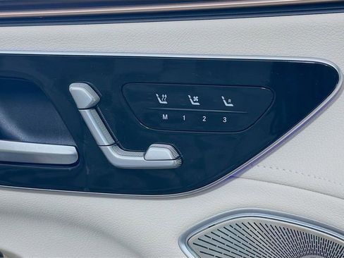 Used 2023 Mercedes-Benz EQS 450+ 4MATIC SUV image 24