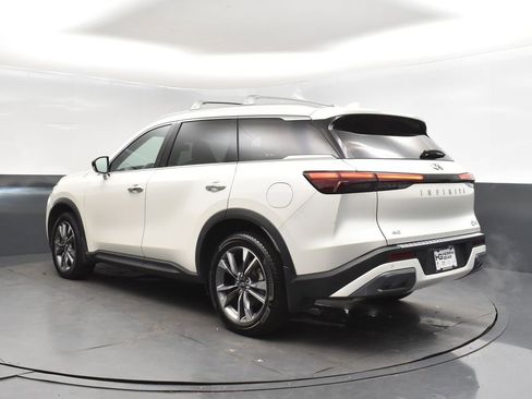 Certified 2022 INFINITI QX60 Luxe w/ Performance Audio Package image 5