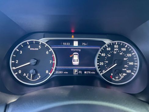 Used 2025 Nissan Sentra SV FWD image 38