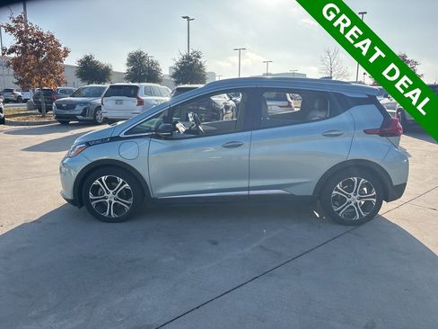 Used 2019 Chevrolet Bolt Premier w/ Infotainment Package image 7