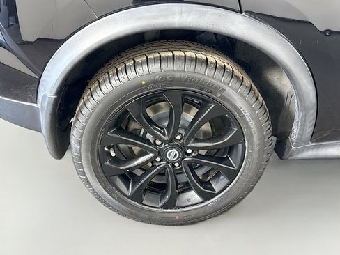 Used 2017 Nissan Juke SV image 33