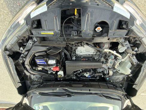 Used 2019 Nissan Rogue SV image 27