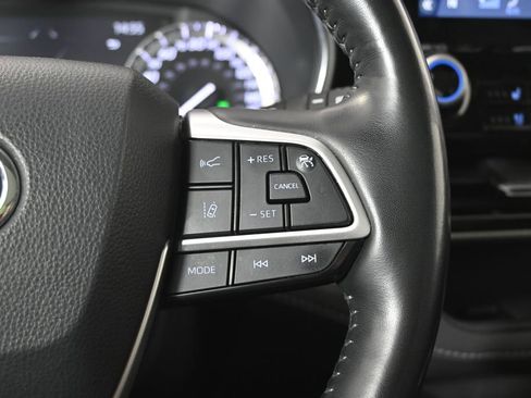 Used 2022 Toyota Highlander Platinum image 39