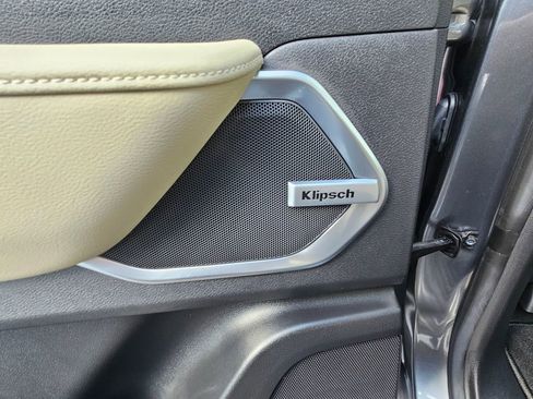 Used 2025 Nissan Armada Platinum image 17