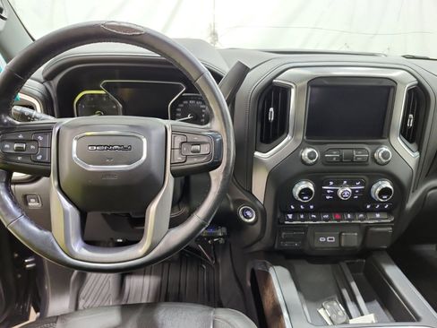 Used 2020 GMC Sierra 3500 Denali w/ Denali Ultimate Package image 10