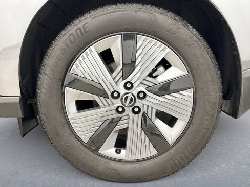 Used 2025 Nissan Murano SL image 13