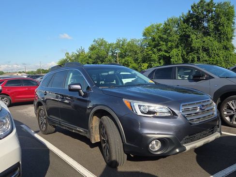 Used 2016 Subaru Outback 2.5i Limited AWD/4WD image 1
