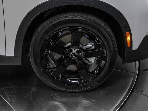 New 2026 MINI Cooper Countryman S w/ Comfort Package Max image 8