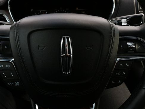 Used 2020 Lincoln Continental Reserve image 42