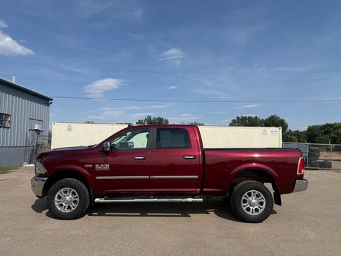 Used 2018 RAM 2500 Laramie w/ Convenience Group AWD/4WD image 7