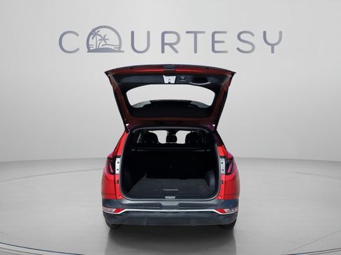 Used 2022 Hyundai Tucson SEL w/ Convenience + Premium Package FWD image 9