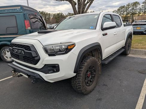 Used 2019 Toyota Tacoma TRD Pro image 3