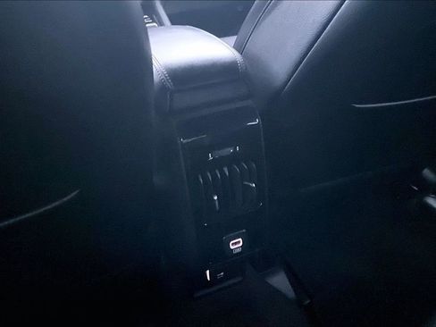 Used 2024 Jeep Compass Latitude image 33