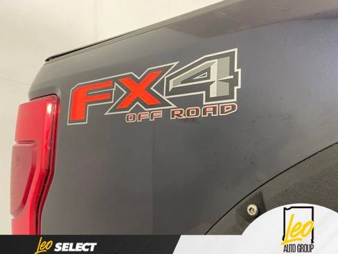Used 2022 Ford F250 XLT w/ XLT Premium Package AWD/4WD image 9