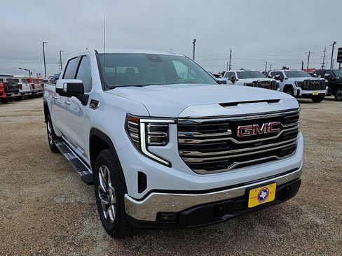 New 2026 GMC Sierra 1500 SLT w/ SLT Premium Plus Package AWD/4WD image 7