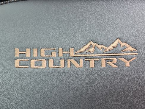 New 2026 Chevrolet Silverado 1500 High Country w/ Midnight Edition AWD/4WD image 12