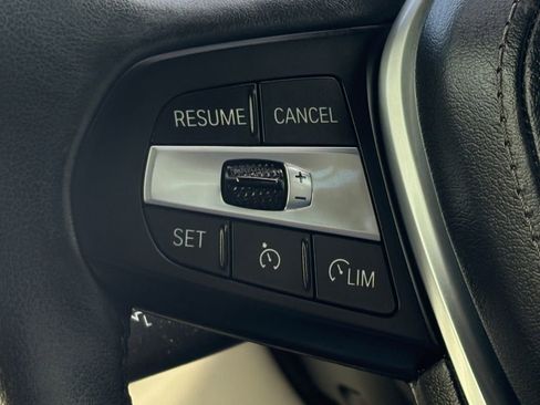 Used 2021 BMW X5 xDrive40i w/ Premium Package image 16